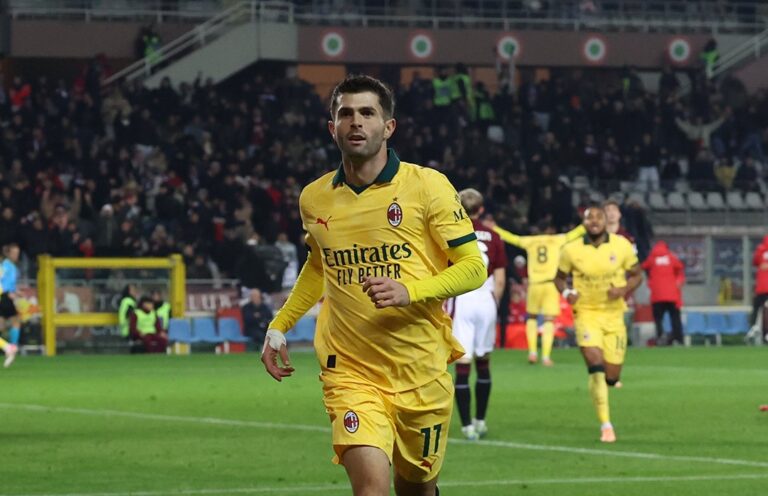 Remontada del Milan: de 2-0 a 2-3 y recupera la punta de la Serie A