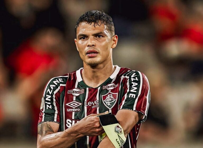 Thiago Silva, a sus 41 años, ¡se ofrece para un último baile!
