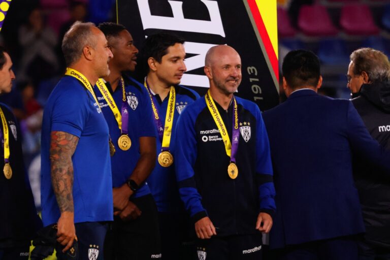 OFICIAL: Independiente del Valle anuncia el fin de la relación con Javier Rabanal