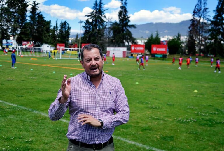 Fiscalía abrirá investigación penal contra Pazos, por presunta adulteración de documentos bancarios