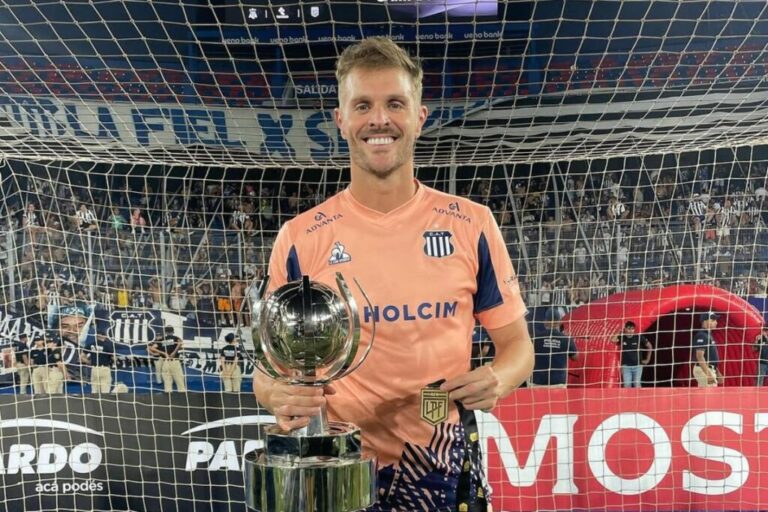 Tras ser relegado por Carlos Tévez: Burrai dejará Talleres de Córdoba