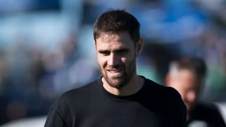 Noticia Banco Guayaquil // (VIDEO) OFICIAL: IDV anunció a Joaquín Papa como nuevo DT