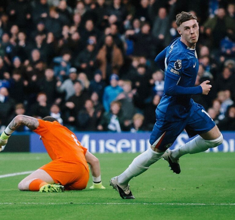 Chelsea venció a Everton y se metió en puestos de Champions League