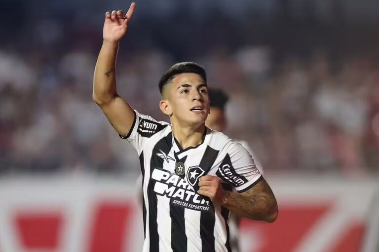 FIFA sanciona a Botafogo con tres mercados sin fichar por el caso Thiago Almada