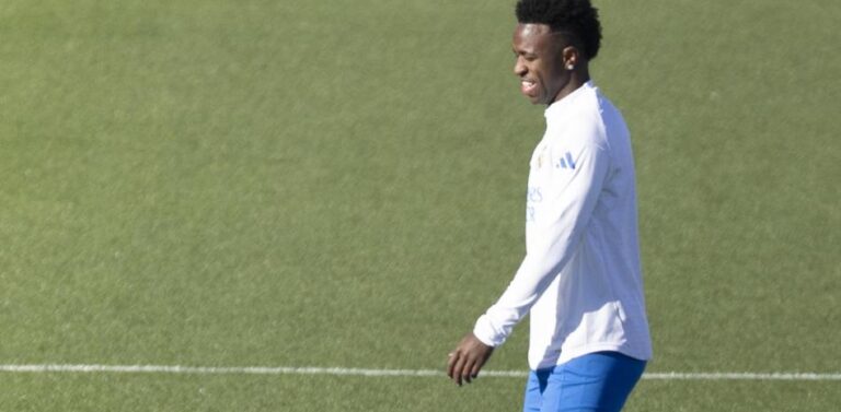 (VIDEO) “Hay que multar a la gente”, ¡Ojo a la conversación Arbeloa-Vinicius!