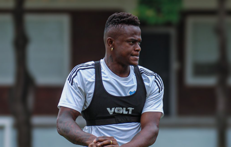 Más de $67 mil: José Angulo demandó a Emelec por una deuda salarial