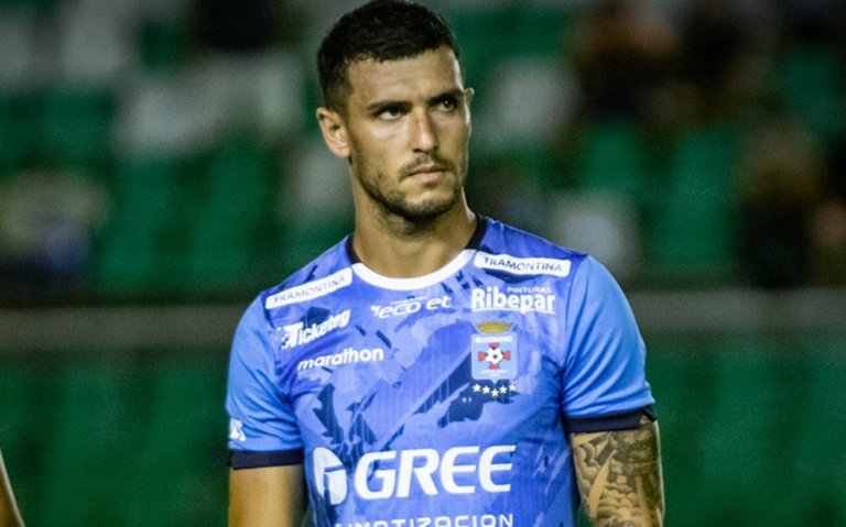 Santiago Etchebarne será nuevo jugador de Macará