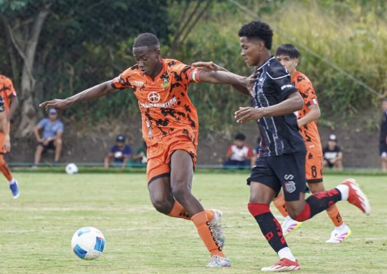 Johan Samaniego es nuevo refuerzo de Emelec para la temporada 2026