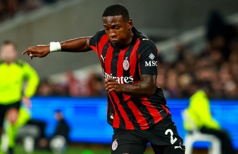 (VIDEO) JUGÓ LOS 90: Pervis Estupiñán estuvo presente en el triunfo del AC Milan