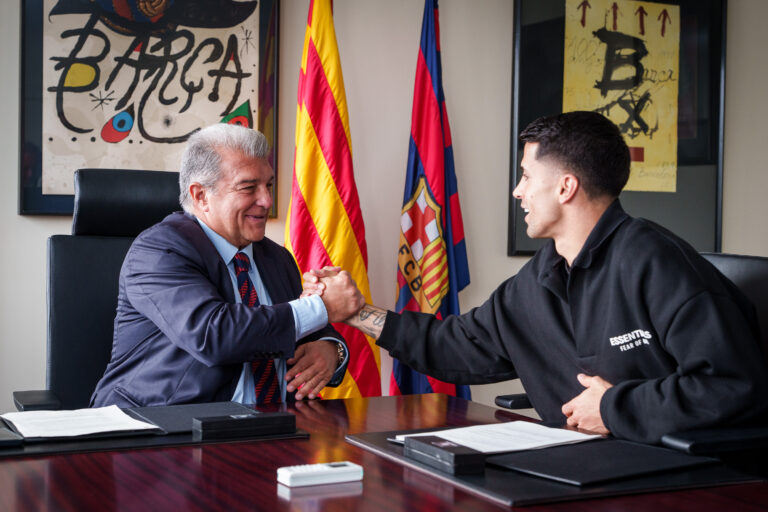 Por fin el Barça hace oficial la llegada de Cancelo