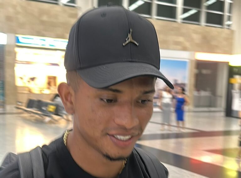 (VIDEO) Jonathan Perlaza viajó a Quito para sumarse a la pretemporada de BSC