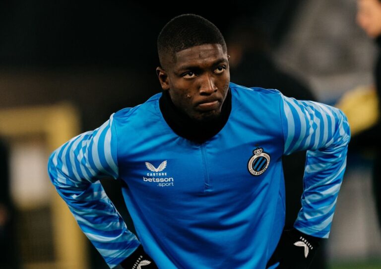 (VIDEO) Joel Ordóñez fue expulsado en Bélgica