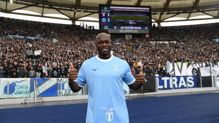 Felipe Caicedo regresó al Olímpico de Roma: invitado especial de la Lazio previo al duelo ante Napoli