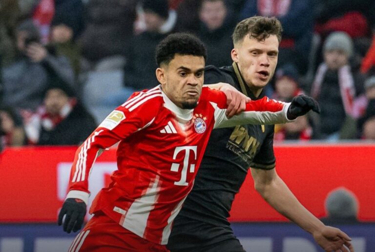 (VIDEO) Bayern Múnich cayó en casa ante Augsburgo y sufrió su primera derrota como local