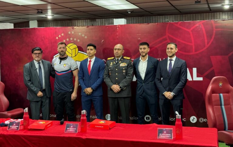 (VIDEO) Juan Grabowski fue presentado como nuevo DT de El Nacional