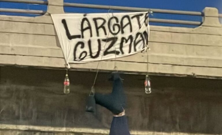 En un puente en Guayaquil: Amenaza contra Jorge Guzmán, presidente del Emelec