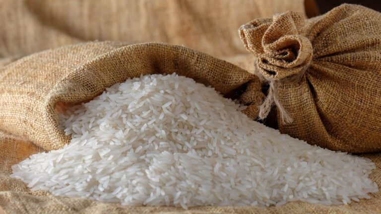 Estos son los productos ecuatorianos que tendrán 30 % de arancel en Colombia