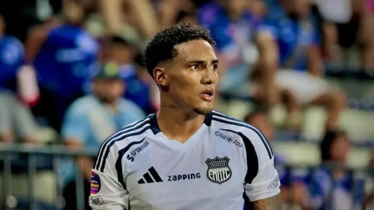 OFICIAL: Ronny Borja se despide de Emelec y explica los motivos de su salida