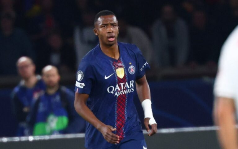 (VIDEO) PARTIDAZO LLENO DE GOLES: PSG de Willian Pacho clasificó a los 8vos de la Champions League