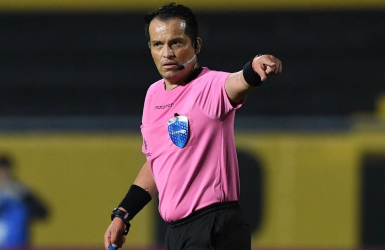 Carlos Orbe liderará el VAR en la Recopa entre Lanús y Flamengo