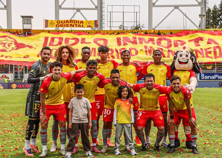(FOTOS) Las nuevas camisetas del Aucas para este 2026