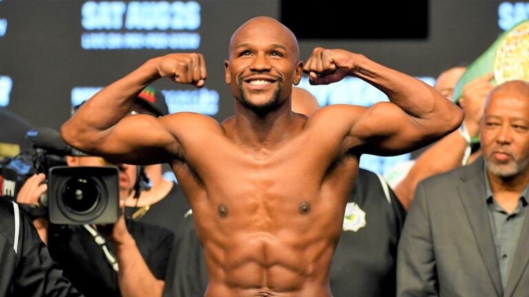 Floyd Mayweather sale del retiro y anuncia su regreso al boxeo profesional