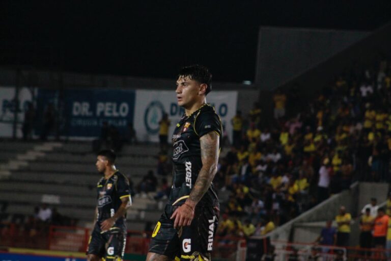 Sergio Núñez, en la cuerda floja: BSC analiza su salida a mitad de temporada
