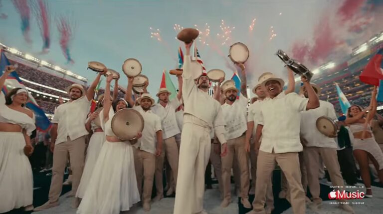 (VIDEO) Por si no lo viste: El show completo de Bad Bunny en el SuperBowl