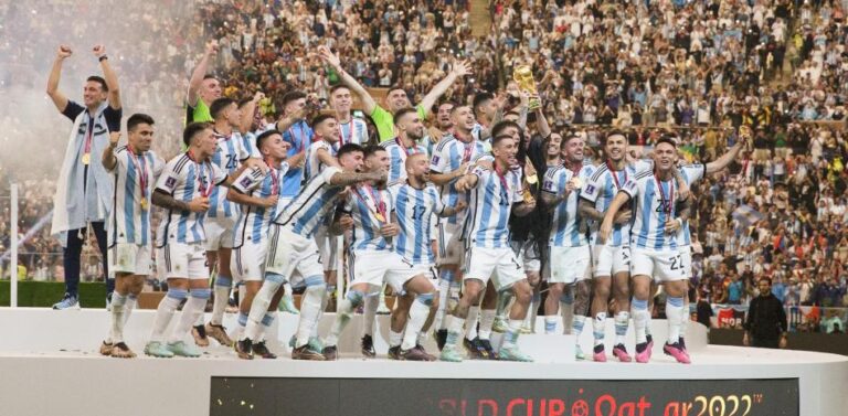 Exclusiva para España: DAZN se queda con todo el Mundial de fútbol 2026