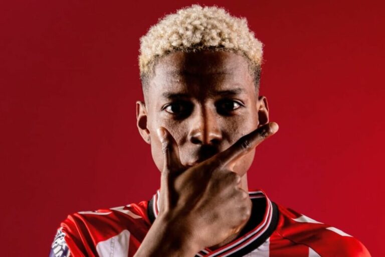 Nilson Angulo será titular con el Sunderland ante el Liverpool