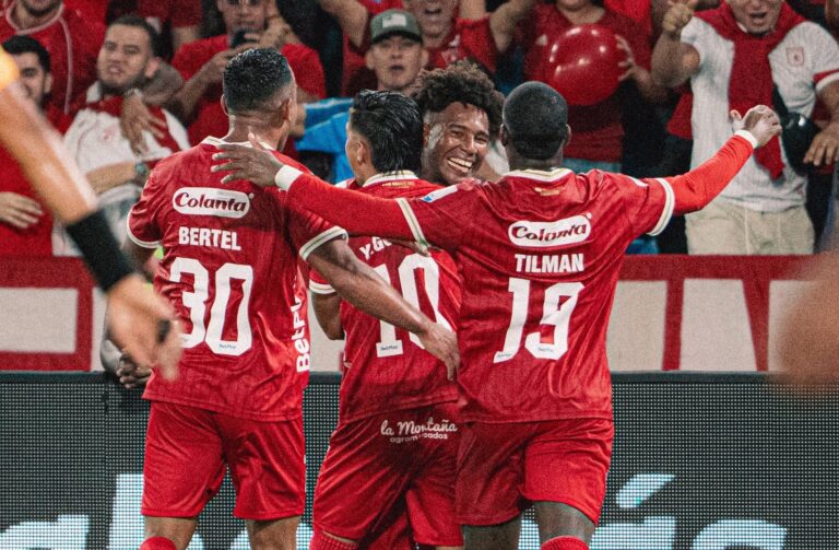 “Espero que ya no le prohíban convocarlo”: El picante posteo del Manta dirigido a Beccacece acerca de Jorge Daniel Valencia