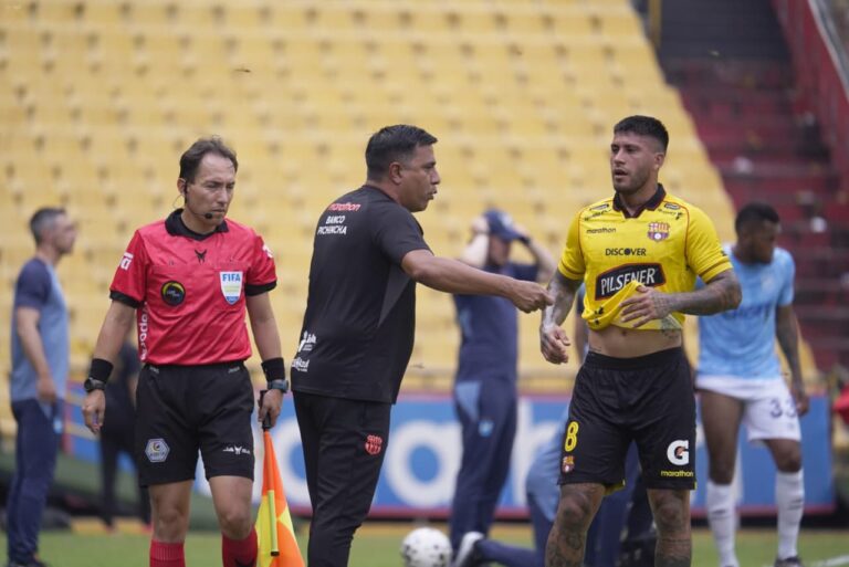 Farías defiende su idea: “Dicen que no jugamos a nada, pero hacemos lo que se debe hacer”