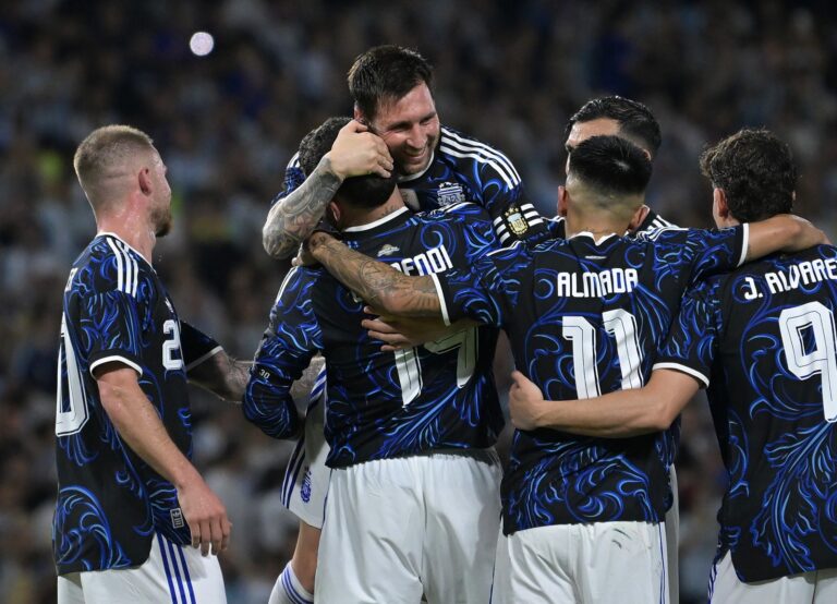 (VIDEO) PALIZA DEL CAMPEÓN: Argentina aplastó 5-0 a Zambia en La Bombonera