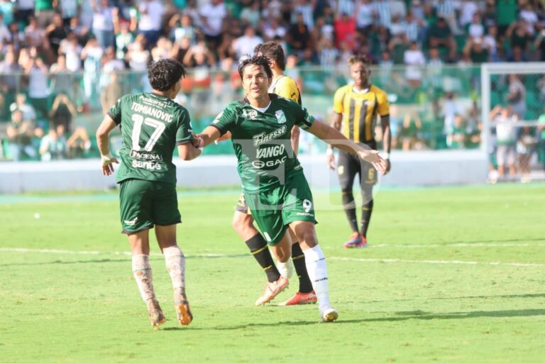 (VIDEO) INOXIDABLE: Marcelo Martins convirtió nuevamente con Oriente Petrolero