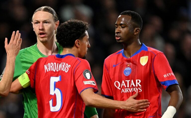 (VIDEO) ¡8-2 EN EL GLOBAL! El PSG de Pacho eliminó al Chelsea de Moisés Caicedo en Champions