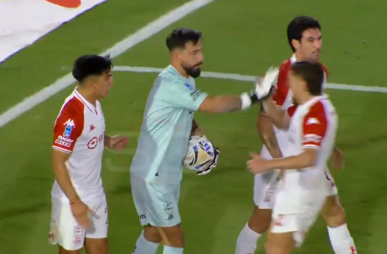 (VIDEO) EL ‘GORDO’ DIJO QUE NO: Galíndez le atajó un penal a Juan Fernando Quintero