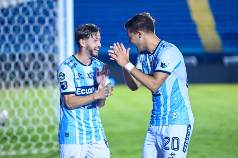 (VIDEO) TERCER TRIUNFO AL HILO: Guayaquil City sorprendió a Libertad FC en Loja