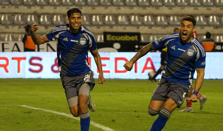 (VIDEO) PARTIDAZO EN AMBATO: Emelec derrotó sobre el final a T. Universitario