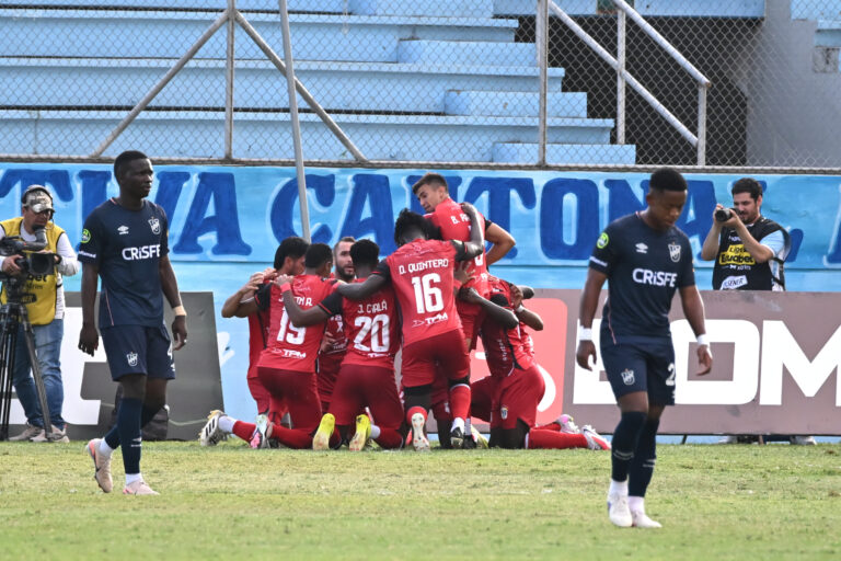 (VIDEO) GOLPE EN EL JOCAY: Manta FC sorprende y le quita el invicto a U. Católica