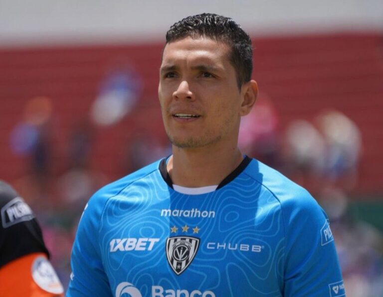 (VIDEO) TRAS SER FIGURA EN LIBERTADORES: La odisea que vivió Aldair Quintana en Colombia para conocer a su hijo recién nacido