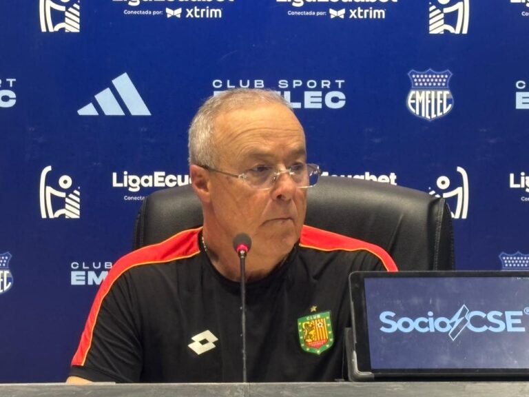 Célico tras el triunfo ante Emelec: “Todos los cambios dieron resultados. Tengo jugadores distintos”