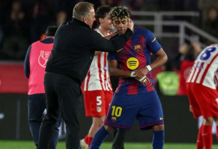 “Será uno de los mejores de la historia en España”: Flick respalda a Lamine Yamal tras la caída en Champions
