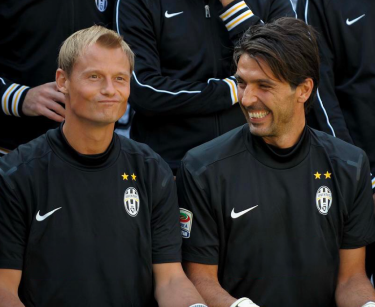 Buffon despide con dolor a Manninger: Un adiós que trasciende el fútbol