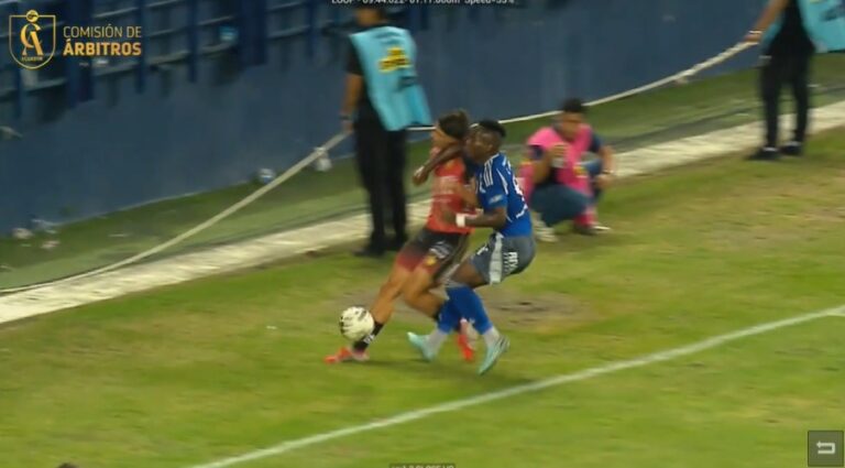 (VIDEO) LA EXPULSIÓN DE SEGURA: revelan los audios del VAR del Emelec vs. Deportivo Cuenca