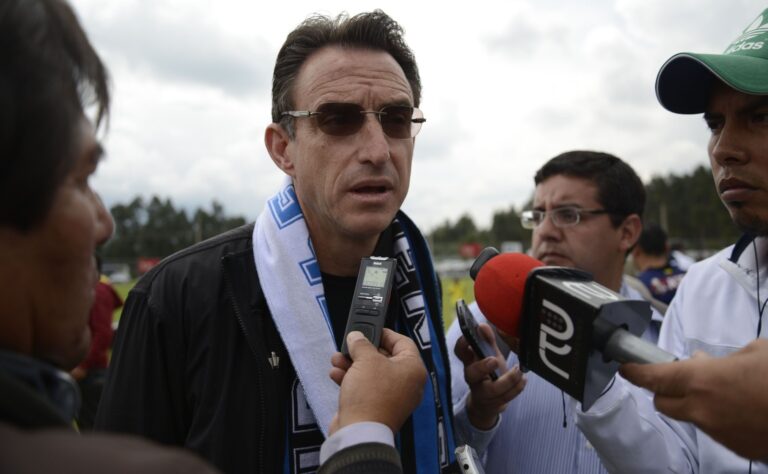 (VIDEO) Deller responde a Leonel Nazareno: “Es offside, no hay discusión”