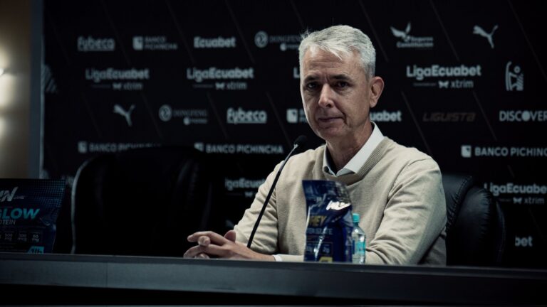 Tiago Nunes: “Para muchos soy un llorón por reclamar que se juega cada dos días”