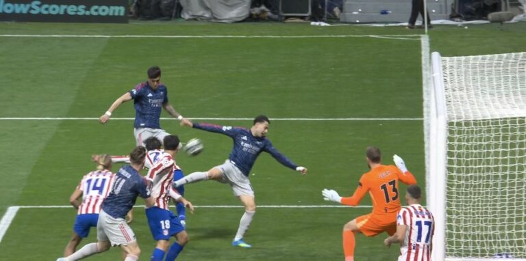 (VIDEO) ¡Lo que se perdió Hincapié ante Atleti en Champions!