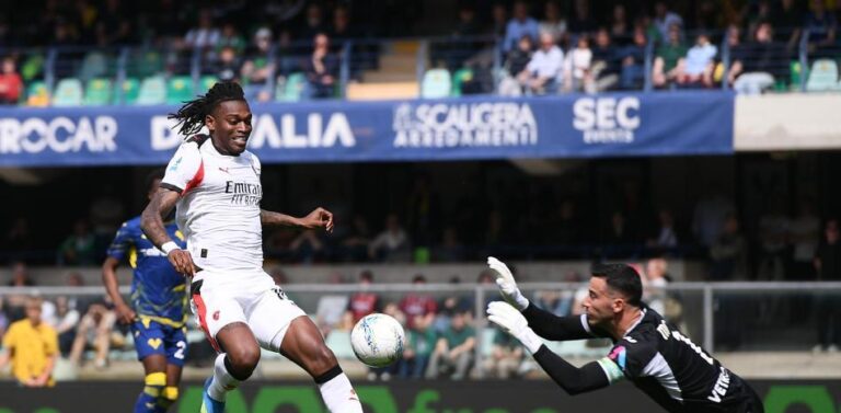 El Milan pone precio a Leao: ya hay 4 grandes que van a por él