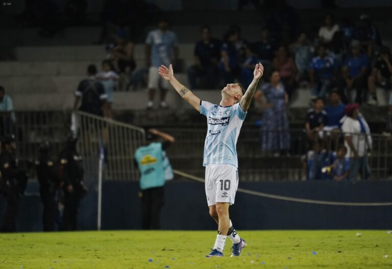 (VIDEO) CON DOBLETE DEL KITU: Guayaquil City venció al Emelec en el Capwell