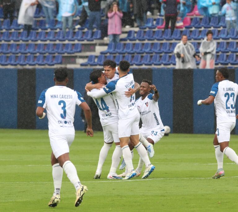 (VIDEO) TRIUNFAZO DE VISITANTE: LDU venció a IDV en el Estadio Banco Guayaquil
